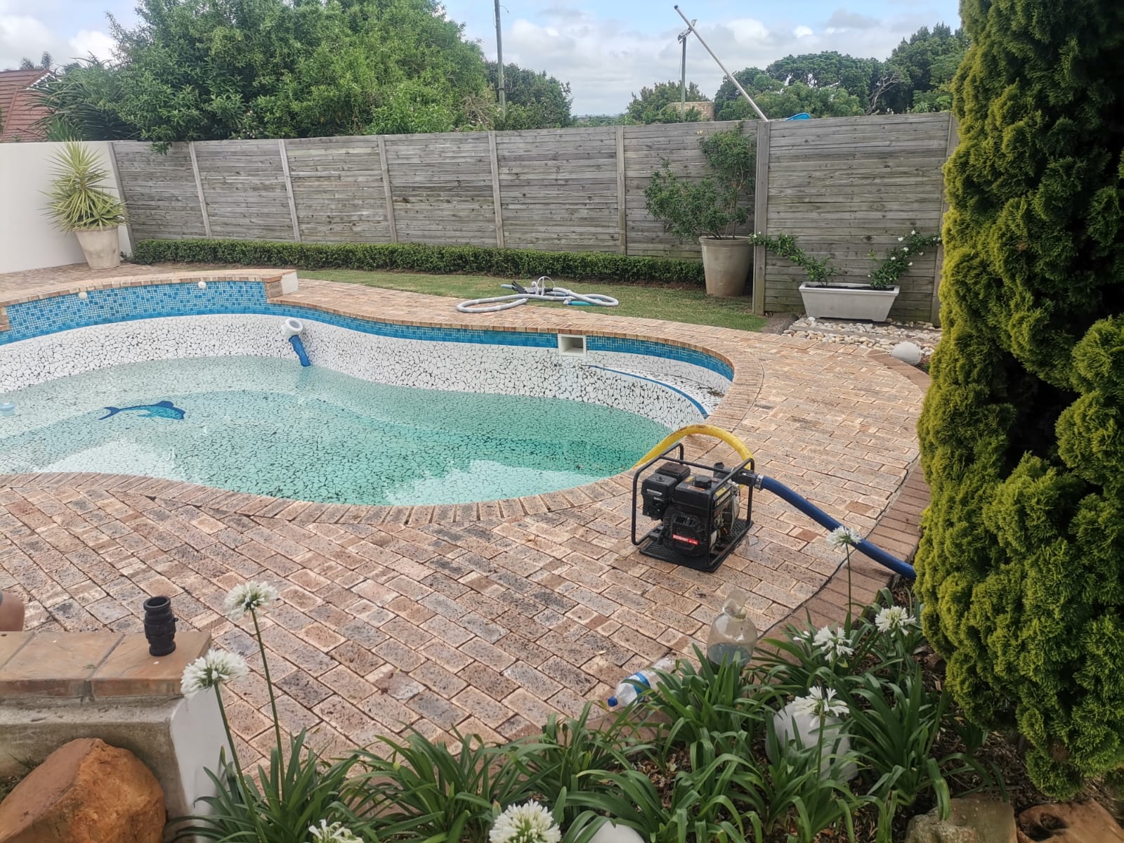 waterbladderrental.co.za 4
